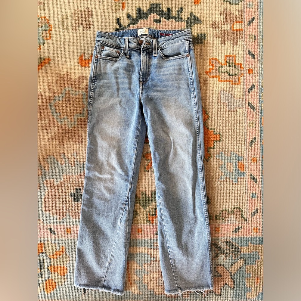 Alice and Olivia light blue jeans